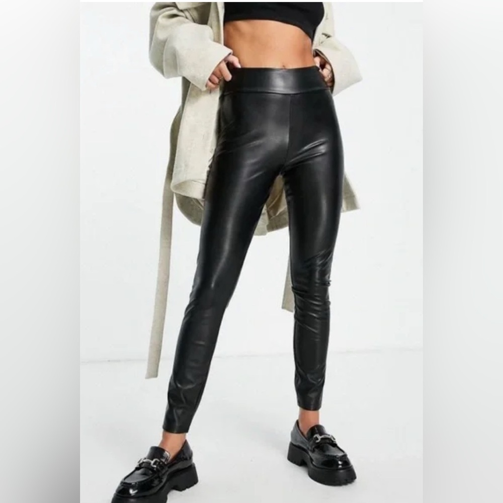 Abercrombie and Fitch vegan, leather, skinny leggings